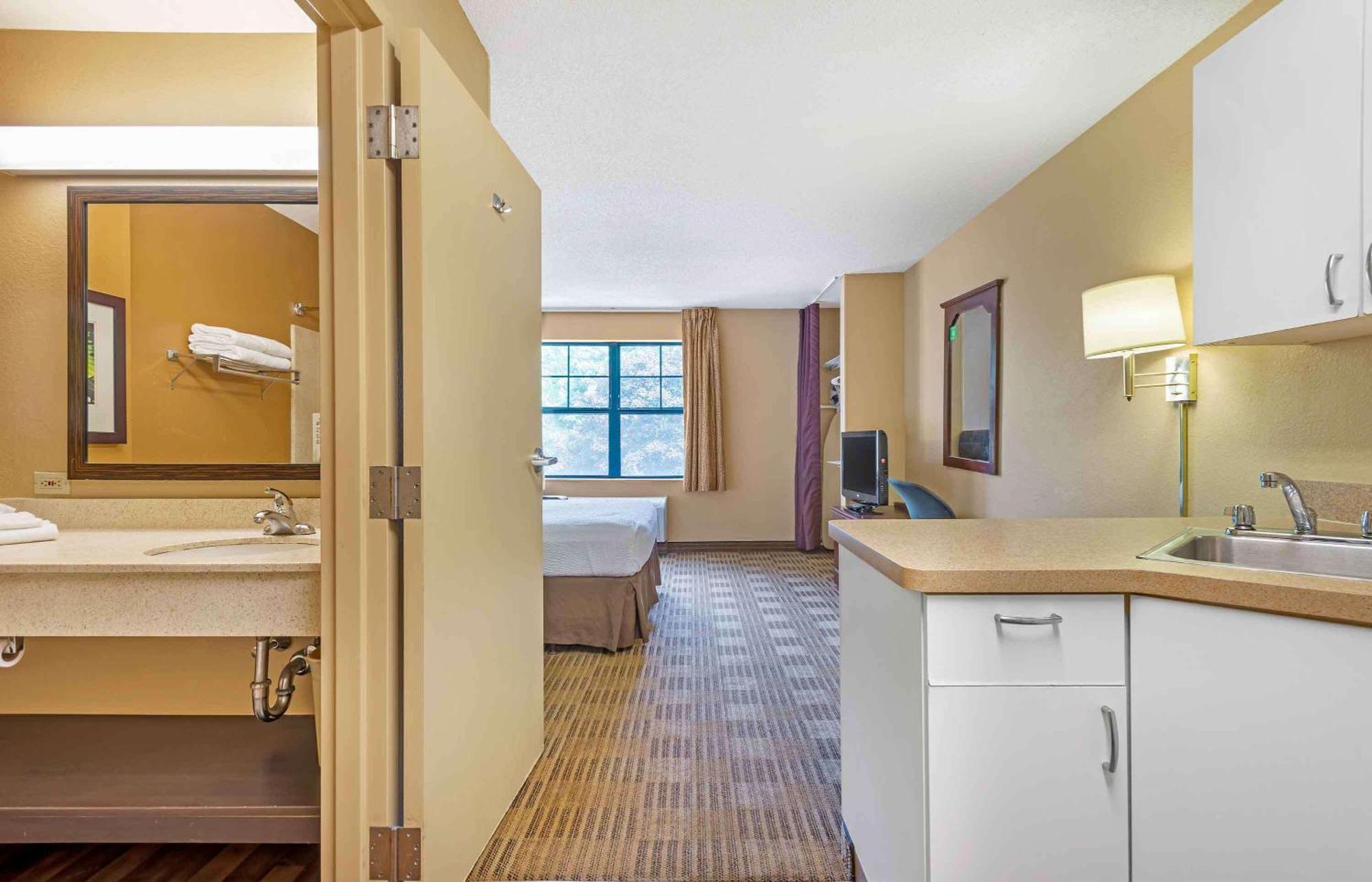 Extended Stay America Suites - Princeton - West Windsor Exterior photo